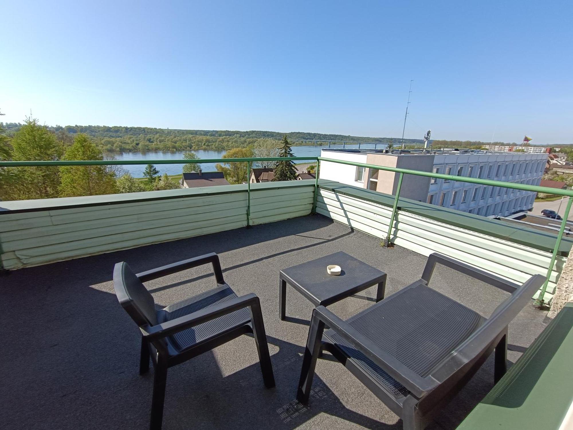 Viesbutis Jurbarkas Hotel Luaran gambar
