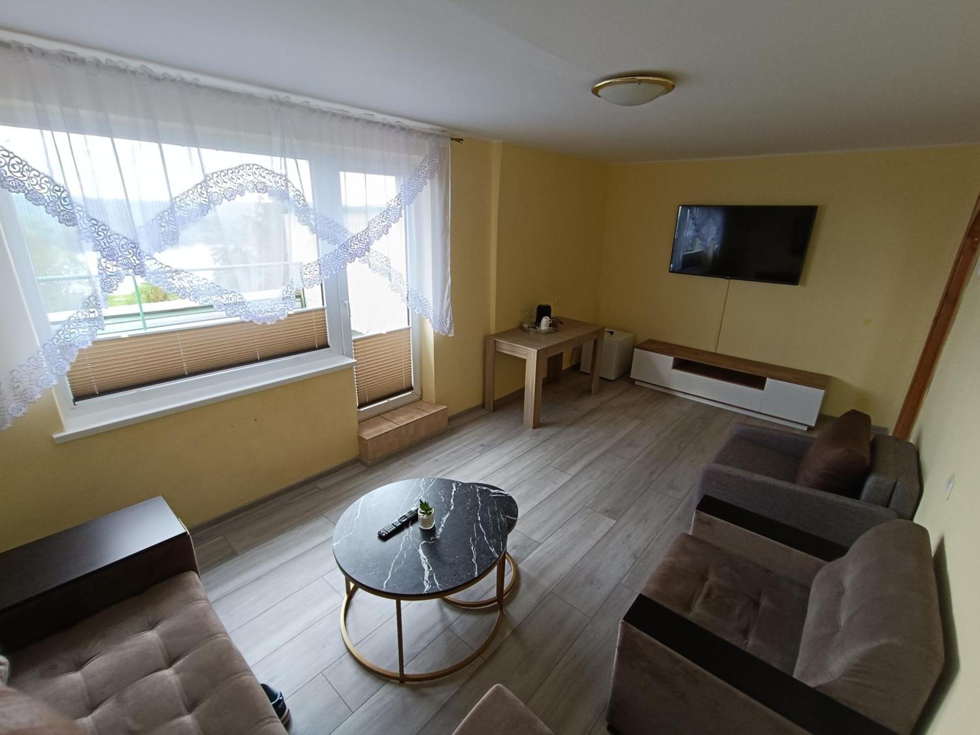 Viesbutis Jurbarkas Hotel Luaran gambar