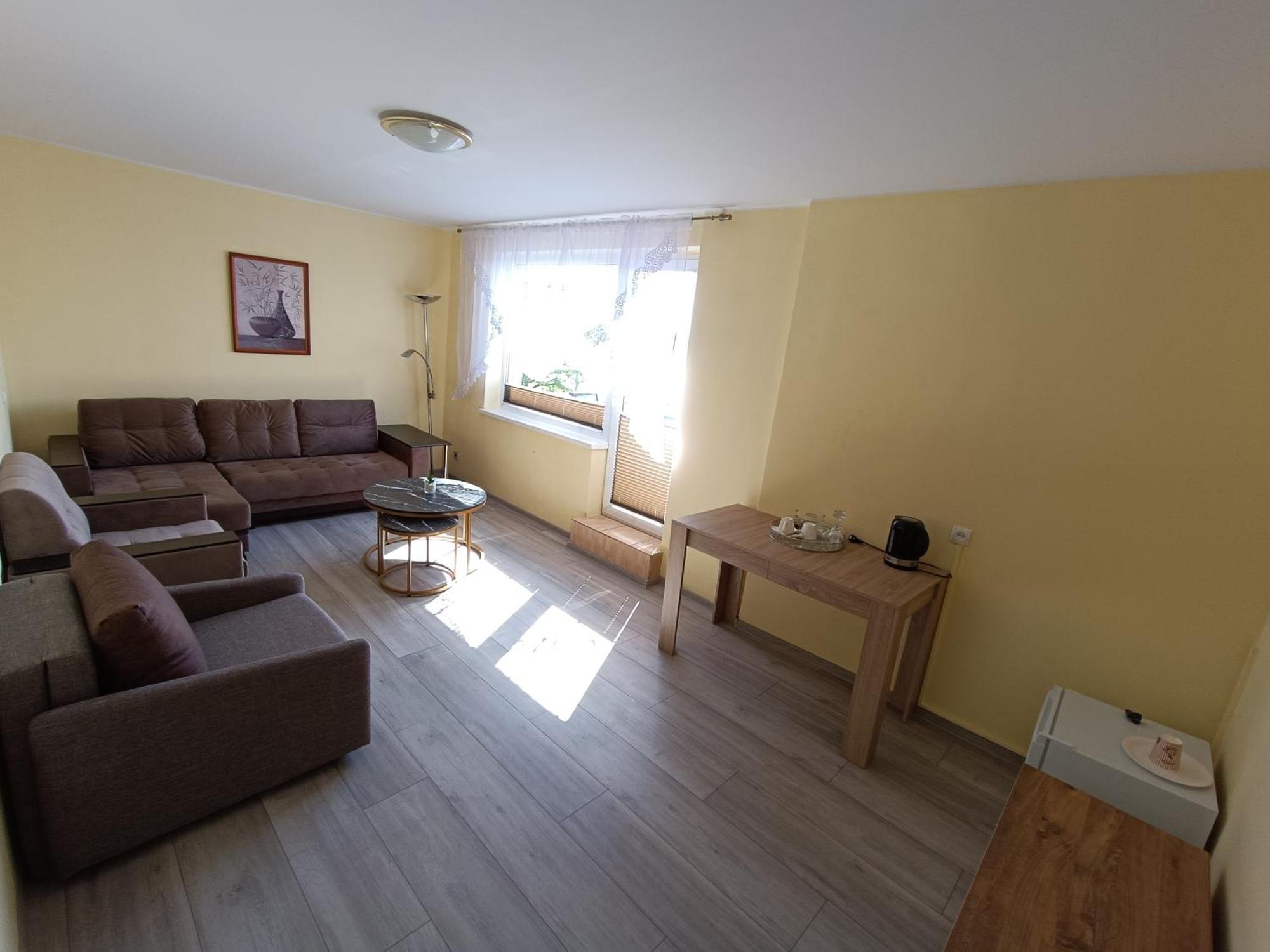 Viesbutis Jurbarkas Hotel Luaran gambar