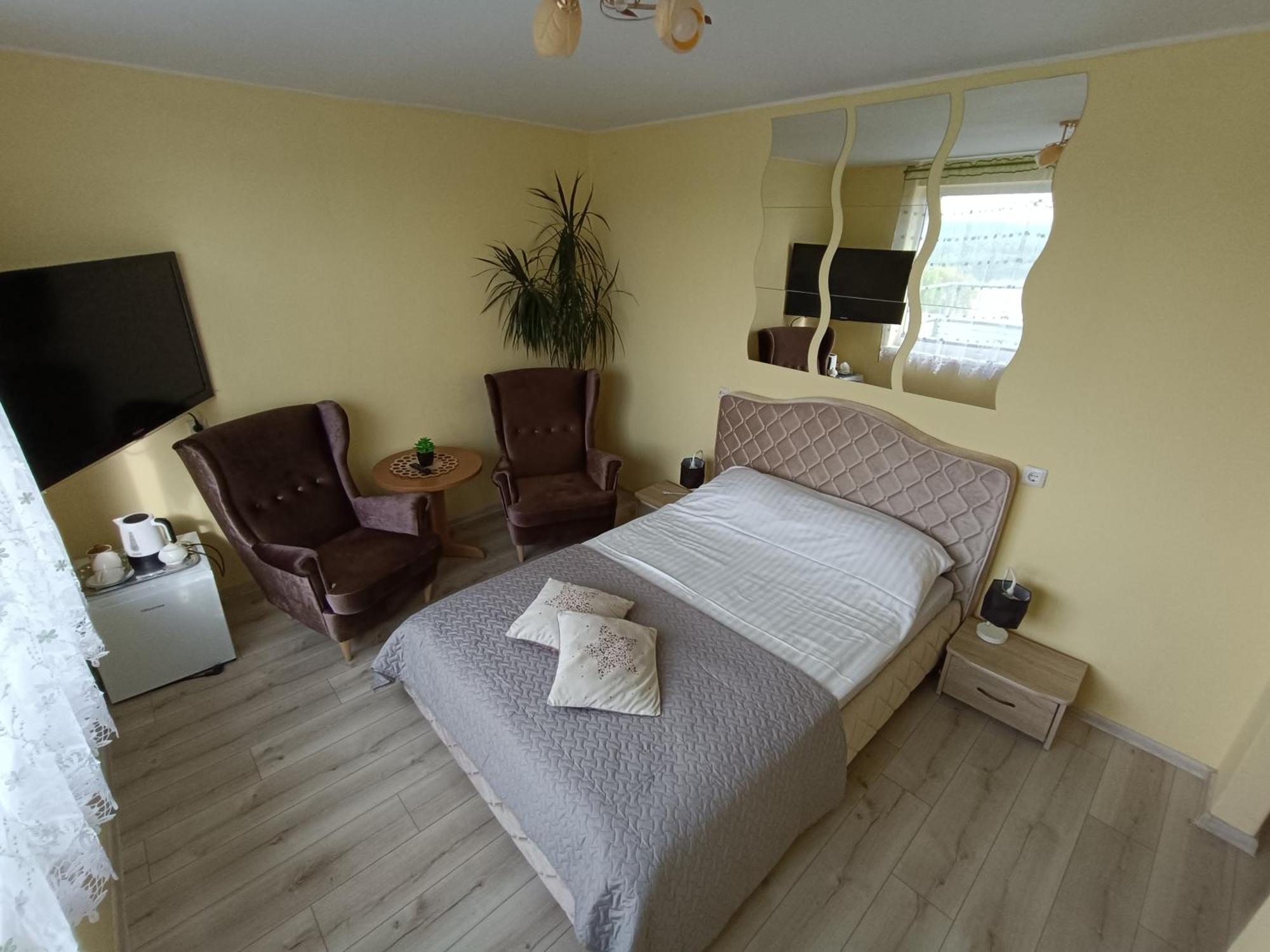 Viesbutis Jurbarkas Hotel Luaran gambar