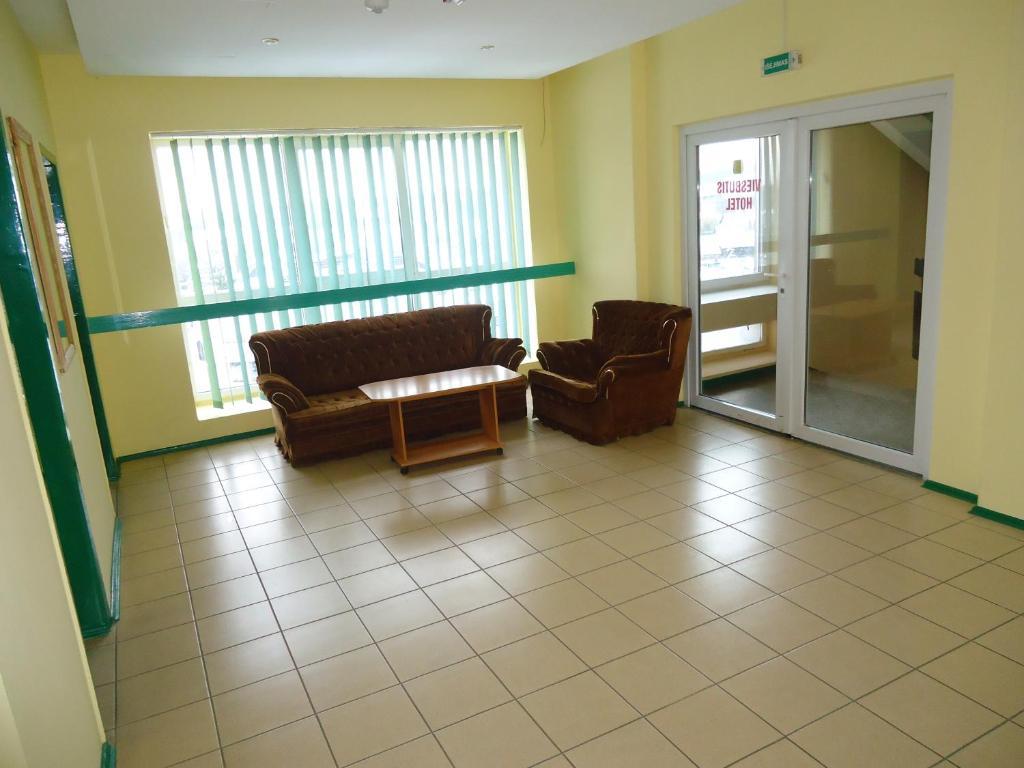 Viesbutis Jurbarkas Hotel Luaran gambar