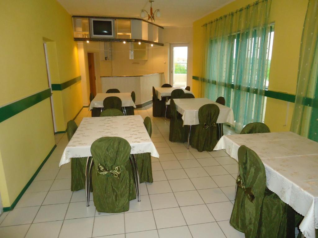 Viesbutis Jurbarkas Hotel Luaran gambar