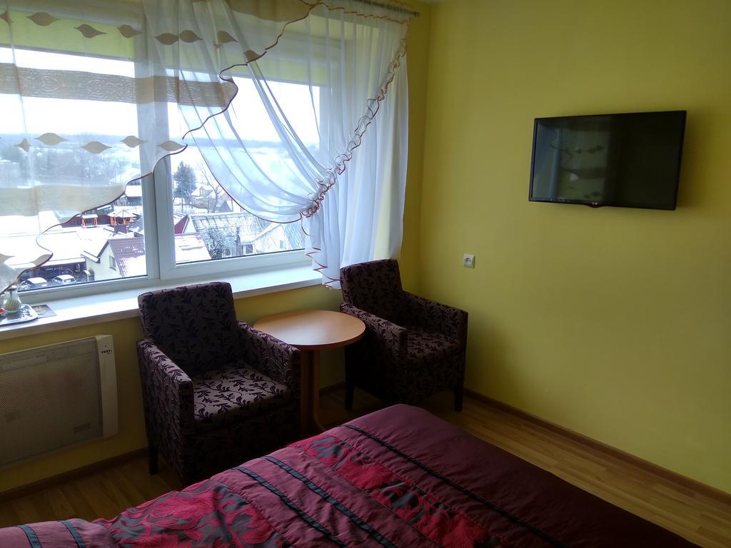 Viesbutis Jurbarkas Hotel Luaran gambar