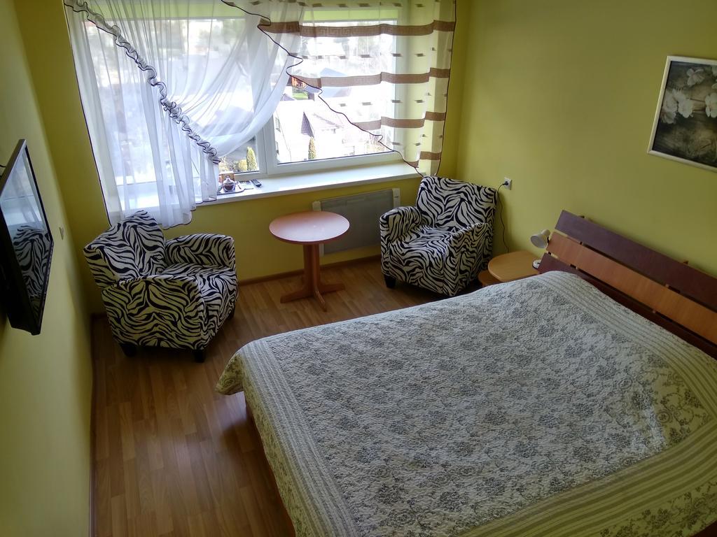 Viesbutis Jurbarkas Hotel Luaran gambar